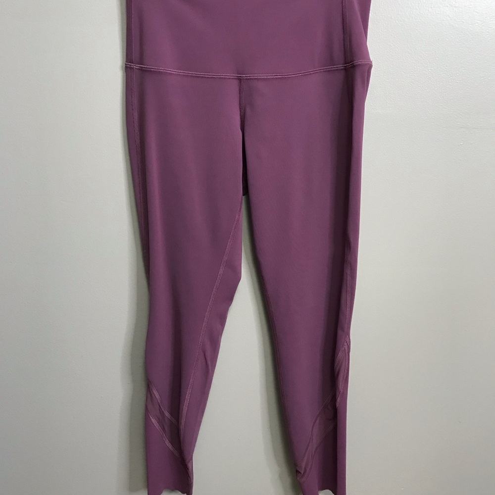 Lululemon Wunder Under HR Crop size 6
